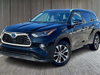 Used 2022 Toyota Highlander XLE