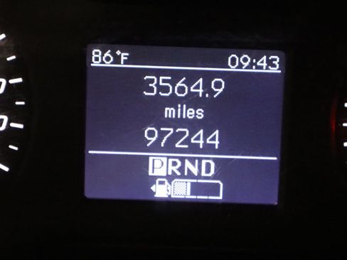 Used 2021 Mercedes-Benz Sprinter 2500 w/ Driver Convenience Package image 28