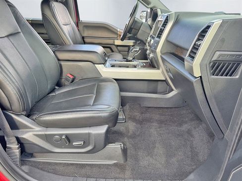 Used 2018 Ford F150 Lariat w/ Equipment Group 502A Luxury image 25