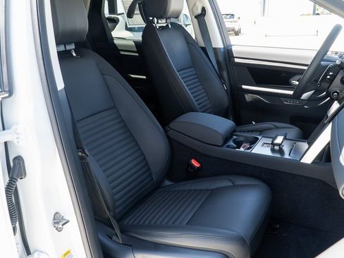 Used 2024 Land Rover Discovery Sport S image 18