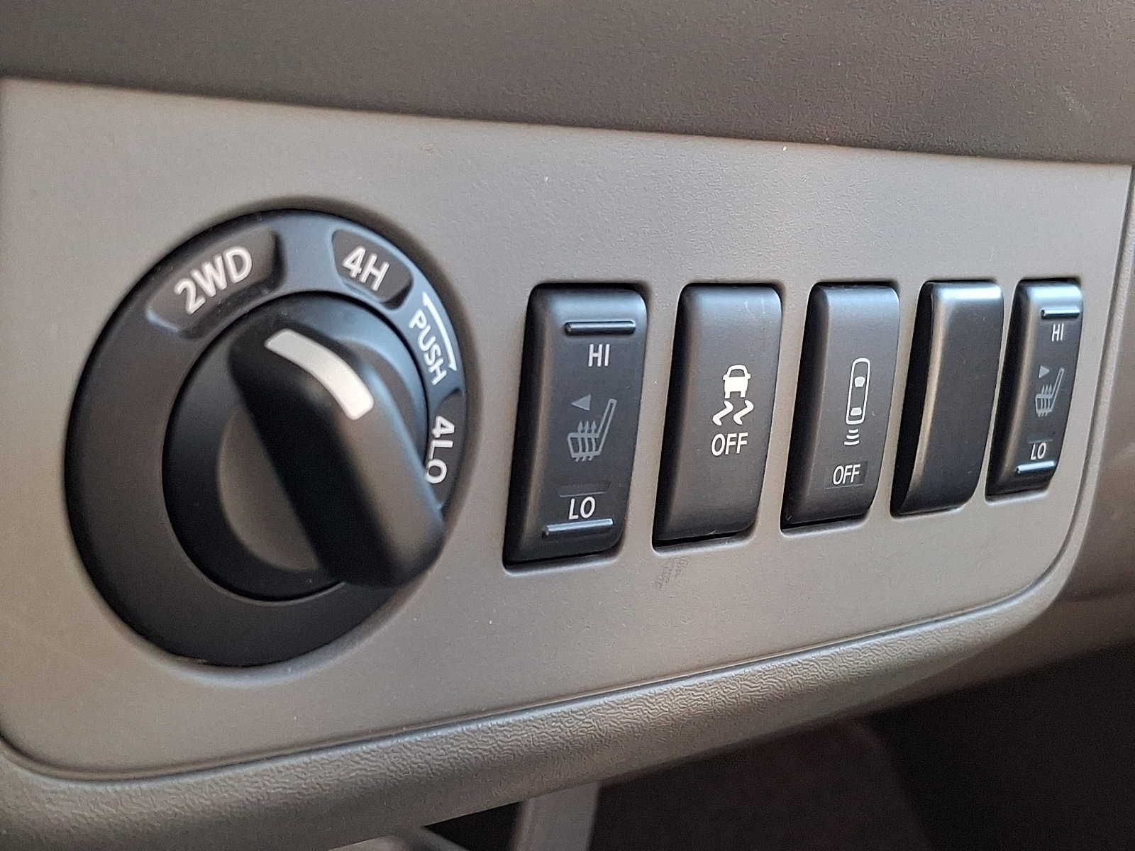 Certified 2020 Nissan Frontier SV AWD/4WD image 22