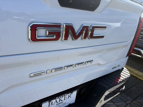 Used 2022 GMC Sierra 1500 SLT w/ SLT Premium Plus Package image 10
