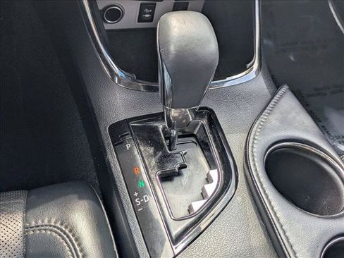 Used 2018 Toyota Avalon Limited w/ Carpet Mat Package FWD image 12