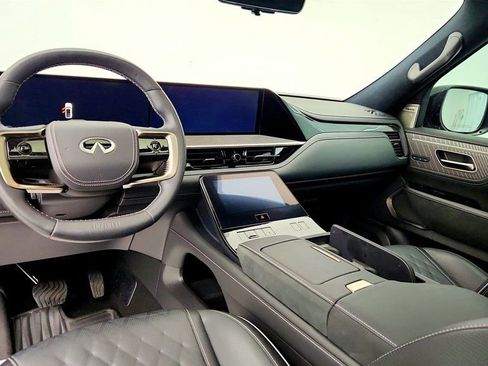 Used 2025 INFINITI QX80 Autograph w/ Autograph Exterior Package image 11