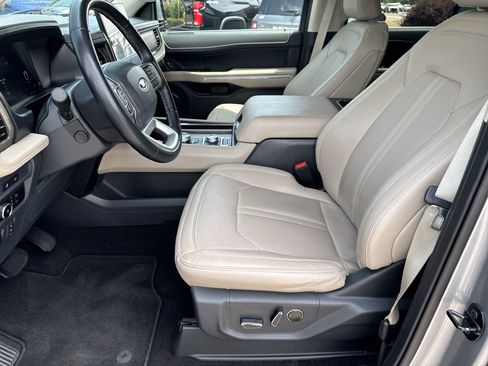Certified 2023 Ford Expedition Limited AWD/4WD image 10