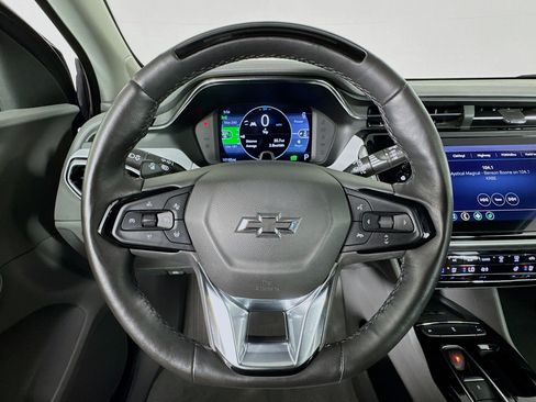 Used 2022 Chevrolet Bolt EUV Premier w/ Super Cruise Package image 11