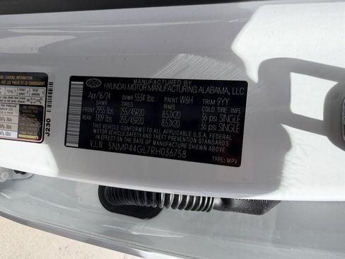 Used 2024 Hyundai Santa Fe Limited FWD image 46