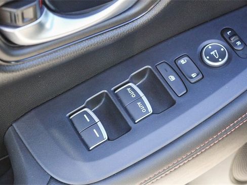 Used 2024 Honda HR-V Sport image 28