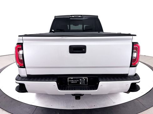 Used 2018 GMC Sierra 1500 Denali AWD/4WD image 17