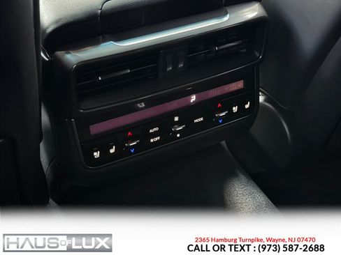 Used 2023 Lexus LX 600 F Sport w/ Accessory Package (Z1) AWD/4WD image 26