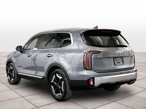 Used 2023 Kia Telluride EX w/ EX Captain's Chair Package AWD/4WD image 10