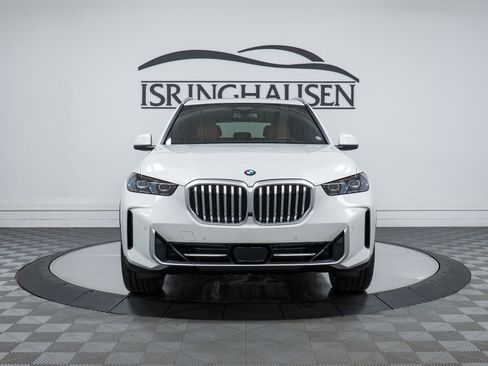 New 2026 BMW X5 xDrive40i w/ Executive Package image 2