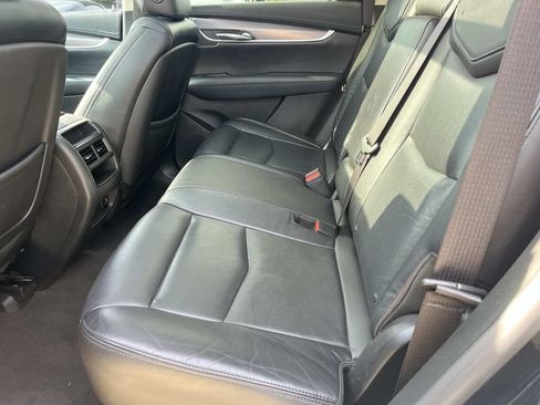 Used 2017 Cadillac XT5 Premium Luxury AWD/4WD image 21