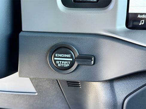 New 2025 Ford Bronco Outer Banks image 18