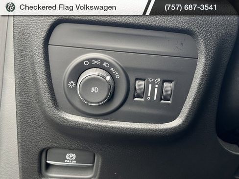 Used 2024 Jeep Grand Cherokee L Limited w/ Trailer Tow Package image 17