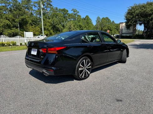 Used 2019 Nissan Altima 2.5 SR w/ SR Premium Package AWD/4WD image 6