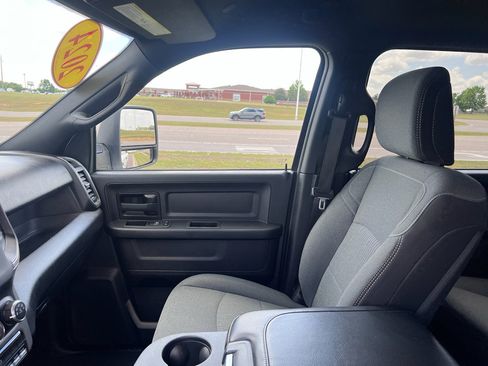 Certified 2024 RAM 2500 Tradesman w/ Chrome Appearance Group image 20