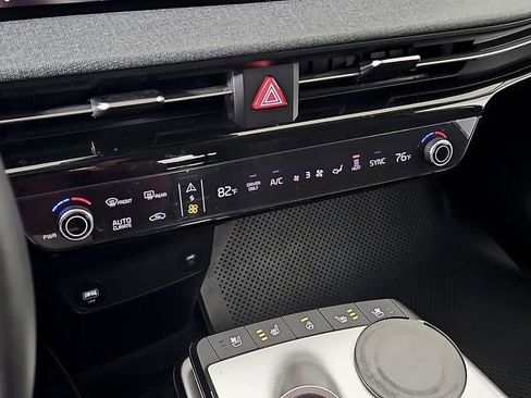 Used 2022 Kia EV6 Wind image 15