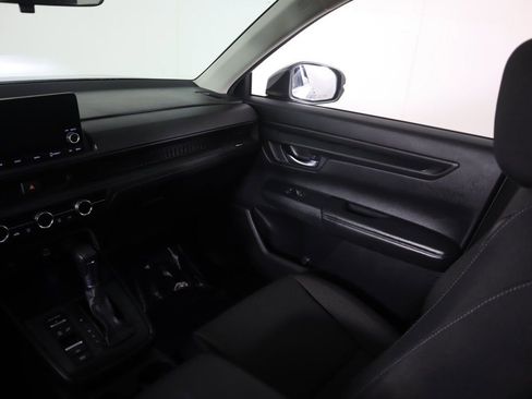 Used 2025 Honda CR-V LX image 32