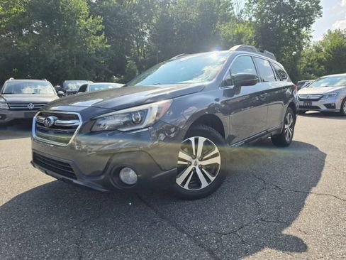 Used 2018 Subaru Outback 2.5i Limited AWD/4WD image 1