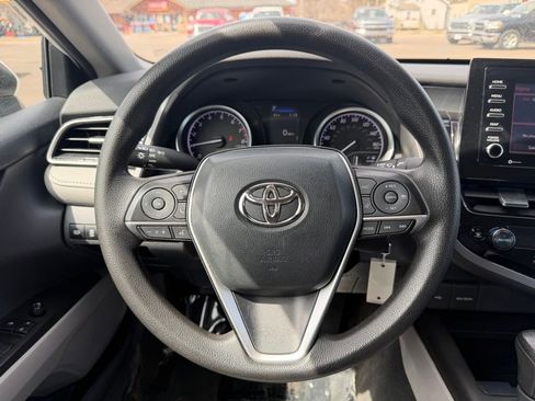 Used 2023 Toyota Camry LE image 3
