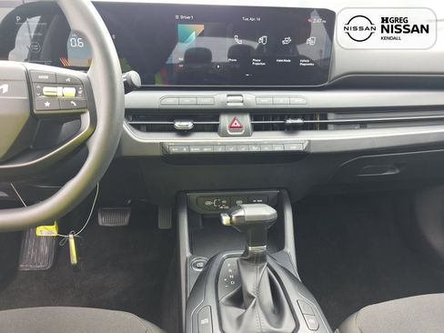Used 2026 Kia K4 LXS image 11