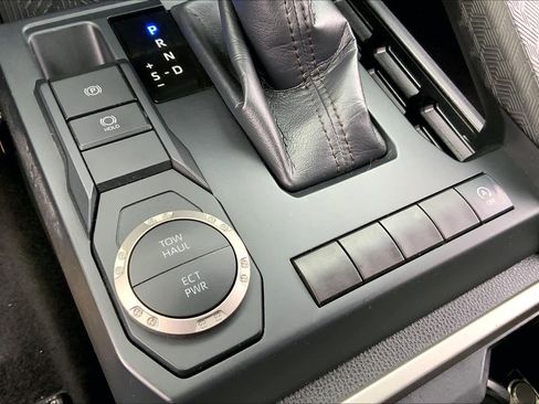 Used 2024 Toyota Tacoma SR5 image 32