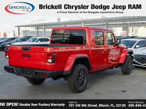 New 2026 Jeep Gladiator Sport image 5