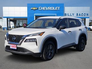 Used 2021 Nissan Rogue S video 1