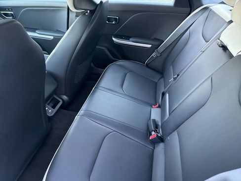 New 2025 Kia K4 GT-Line image 12