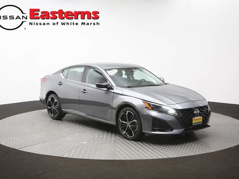 Used 2023 Nissan Altima 2.5 SR AWD/4WD image 48