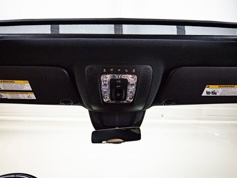 Used 2024 Mercedes-Benz GLS 580 4MATIC image 20