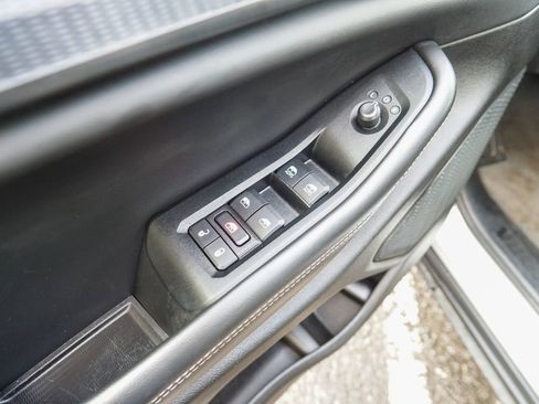 Used 2024 Jeep Grand Cherokee Altitude image 18