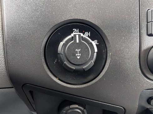 Used 2014 Ford F250 XL w/ Power Equipment Group AWD/4WD image 12