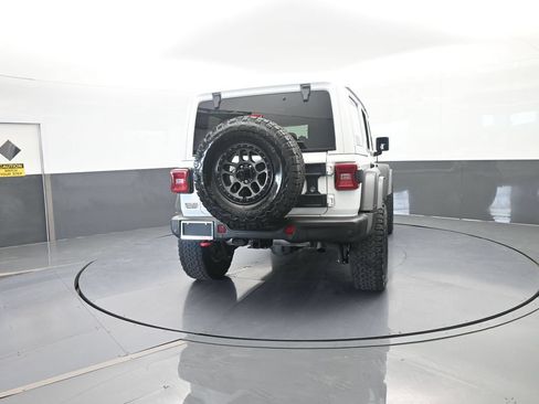 Used 2022 Jeep Wrangler Unlimited Rubicon w/ Xtreme Recon 35" Tire Package AWD/4WD image 5