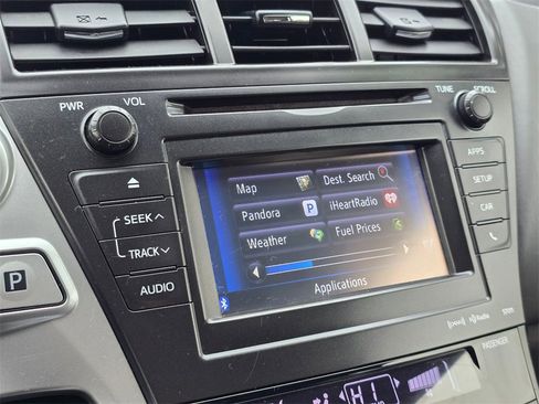 Used 2012 Toyota Prius V Three image 31