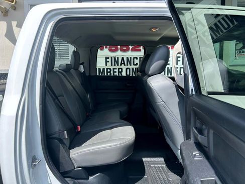 Used 2017 RAM 3500 Tradesman w/ Chrome Appearance Group image 24