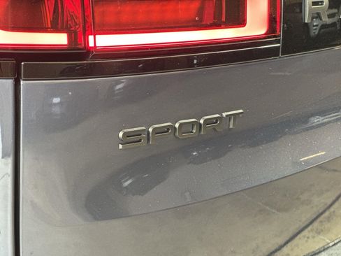 New 2025 Land Rover Range Rover Sport Dynamic SE image 31