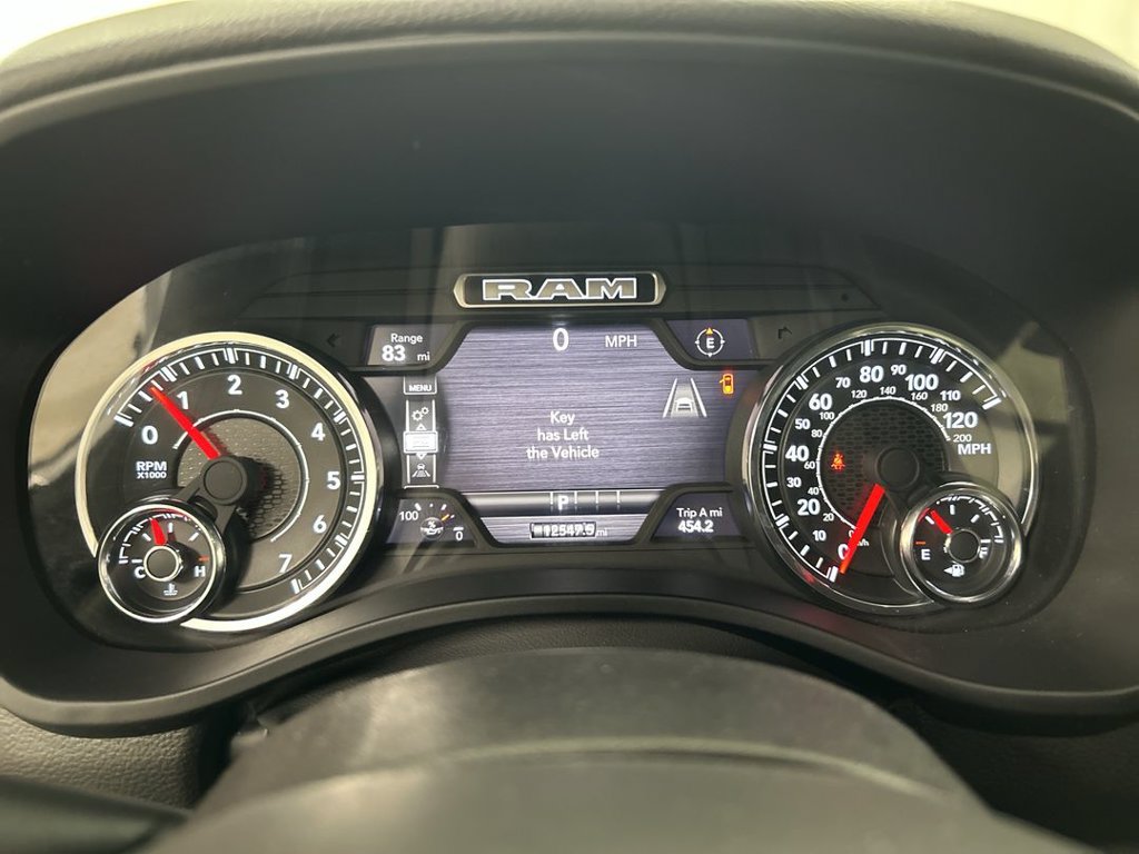 Used 2025 RAM 1500 Big Horn AWD/4WD image 13