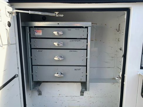 Used 2013 Chevrolet Silverado 3500 W/T image 27