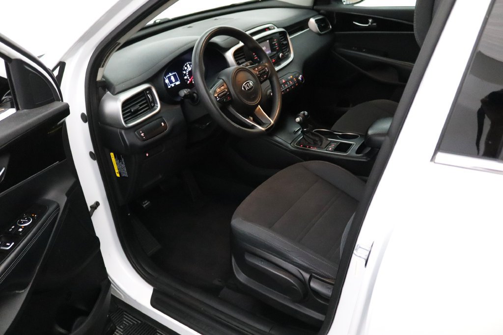 Used 2017 Kia Sorento AWD image 15