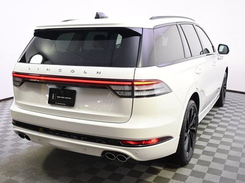 New 2026 Lincoln Aviator Reserve AWD/4WD image 6