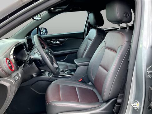 Used 2023 Chevrolet Blazer RS w/ Enhanced Convenience Package FWD image 14