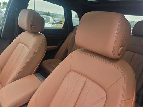Used 2023 Audi Q5 2.0T Premium Plus w/ Premium Plus Package AWD/4WD image 25