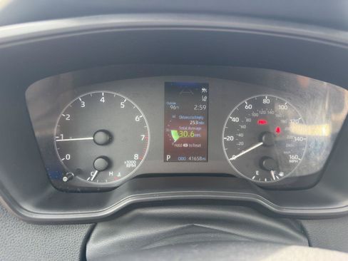 Used 2025 Toyota Corolla LE FWD image 32