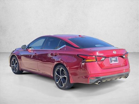 Used 2024 Nissan Altima 2.5 SR image 7