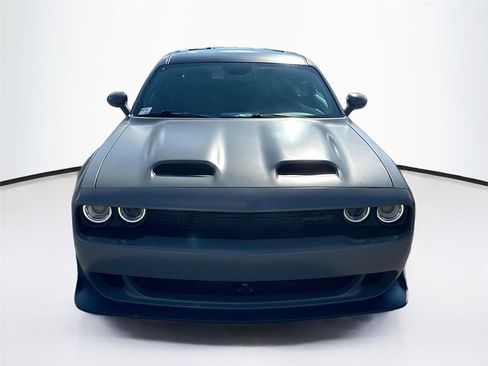 Used 2023 Dodge Challenger SRT Hellcat image 2