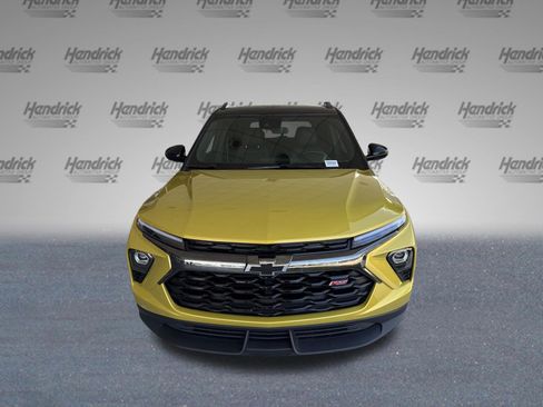 Used 2025 Chevrolet TrailBlazer RS w/ Driver Confidence Package FWD image 3