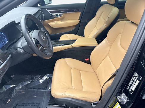 Used 2018 Volvo S90 T5 Momentum w/ Momentum Plus Package image 11