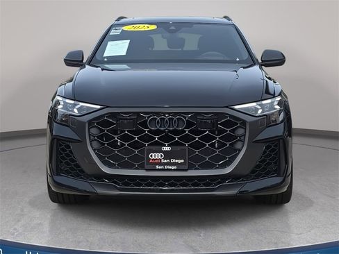 Certified 2025 Audi RS Q8 performance image 3